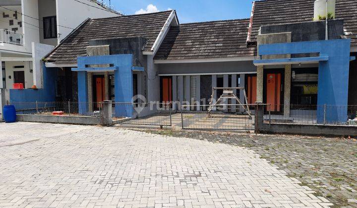 Rumah Vila Luas Ada Kolam Renang Di Sabda Alam 1