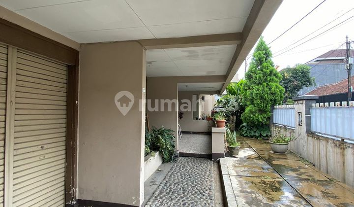 Rumah terawat bisa untuk kosan atau kantor di kembar 2