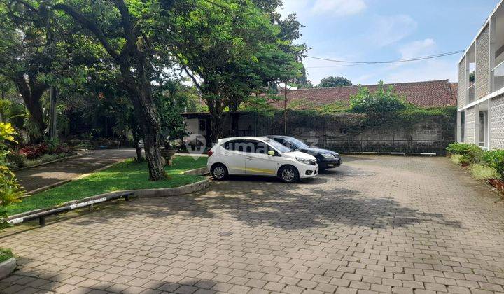 Tanah Luas Bonus Bangunan Hotel,main House di Dago  1