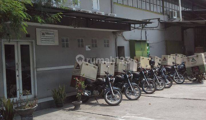 Gudang Dan Kantor Siap Huni Lokasi Strategis Tengah Kota ibrahim Adji  1