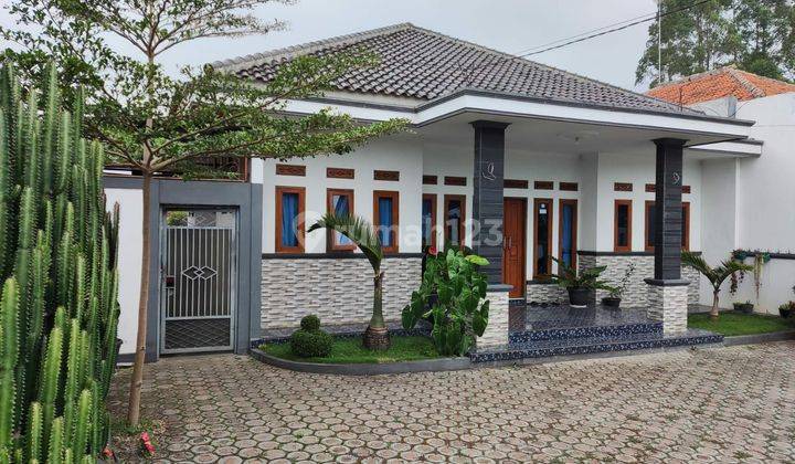 Rumah luas asri sejuk siap huni di pangauban Garut 2