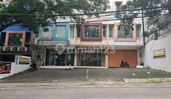 3-Storey Shop House Ready to Occupancy City Center Main Road 2