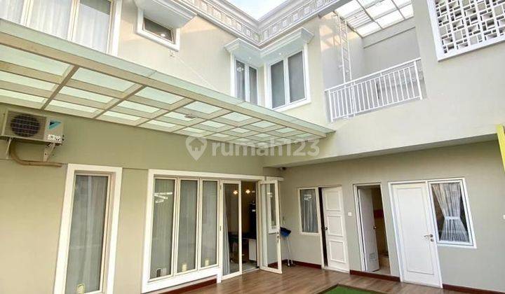 Dijual murah rumah mewah Vassa Terace,lippo cikarang  2