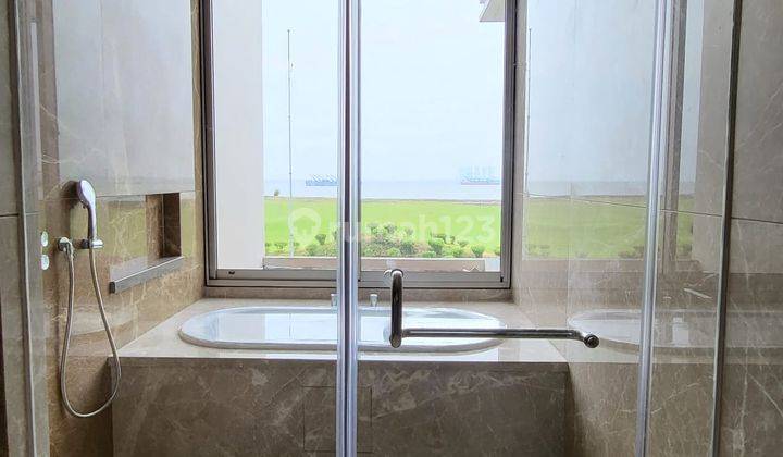 Rumah Golf Island PIK 3 Lantai Brand New Swimming Pool  7