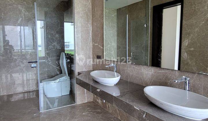 Rumah Golf Island PIK 3 Lantai Brand New Swimming Pool  6