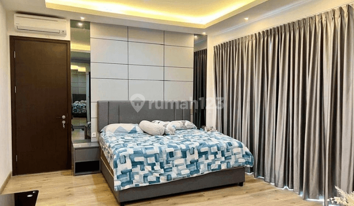 Rumah Golf Island Furnish Mewah Siap Huni Uk 10x15 1