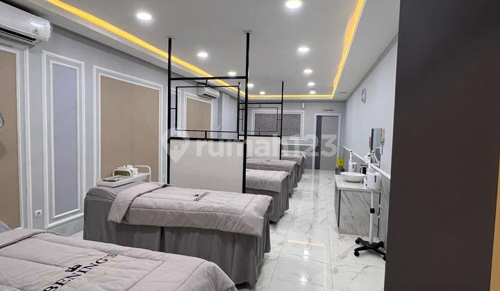 Ruko Gandeng 4 Lantai Mangga Besar Siap Pakai 10x22