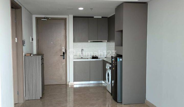 Apartemen Gold Coast Luas 51m Bagus Furnish 1