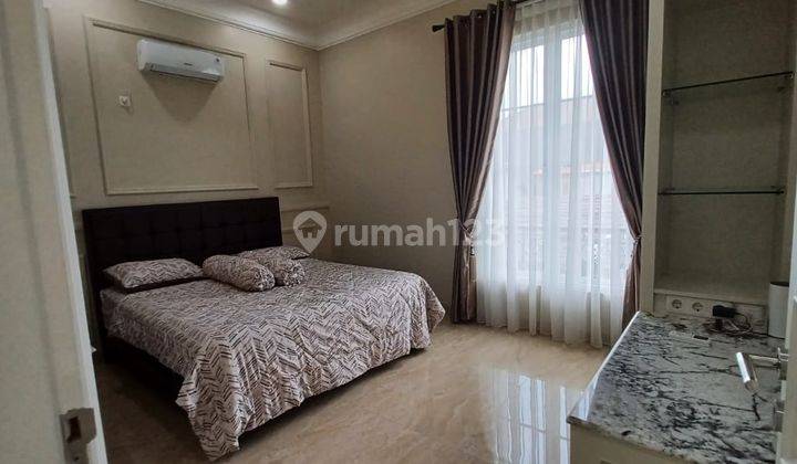 Rumah di Kebon Jeruk 2 Lantai SHM Bagus 7