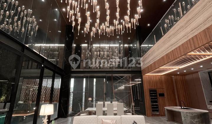 Rumah Luxury Mewah Sultan 4 Lantai Ada Lift Dan Pool 2