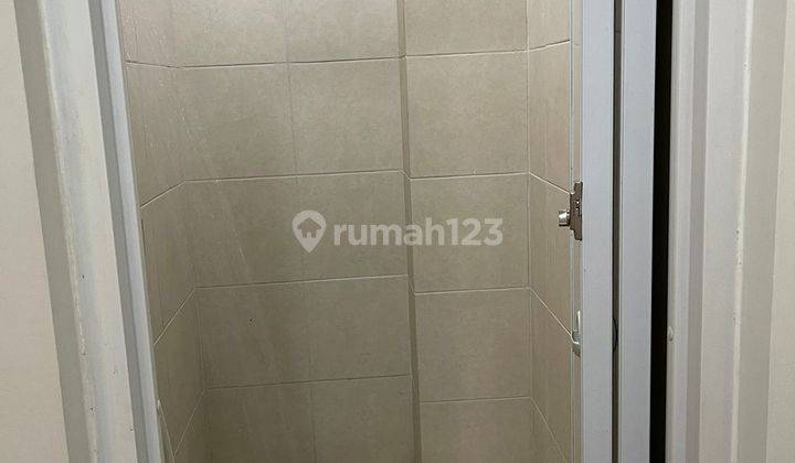 Apartement 2 BR Low Zone Bagus Termurah  2