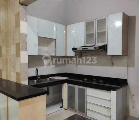 Rumah 3 Lantai Grisenda Bagus Siap Huni Uk 6x16,5 2