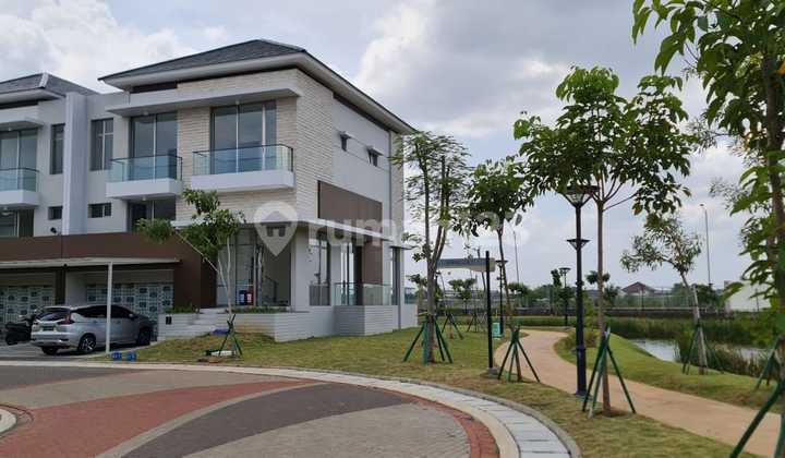 PIK2 Ready-to-Occupy House with Lake View Pantai Indah Kapuk 10x25