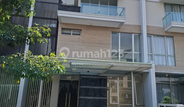 DIJAMIN MURAH Rumah Chopin Golf Island 10x20 Pantai Indah Kapuk 1