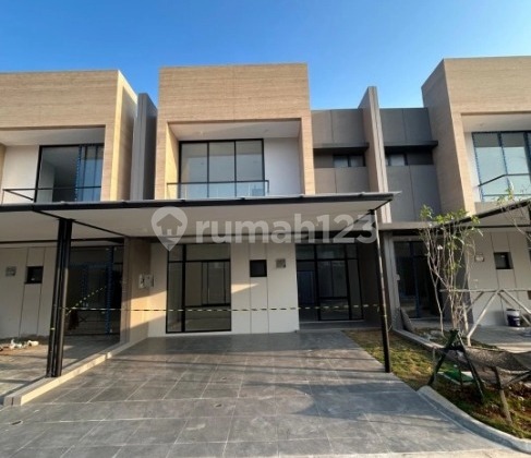 Rumah Villa Pasir Putih Brand New Pantai Indah Kapuk 6x15