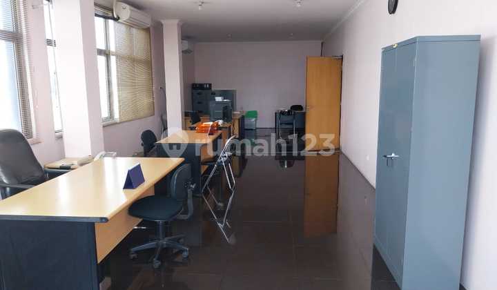 Dijual Gedung Strategis di Pinggir Jl Raya Kalimalang Bekasi 8