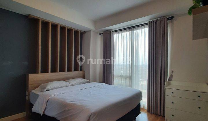 Jual Apartemen Landmark Residence 3 Kamar Tidur Furnished Bagus 2