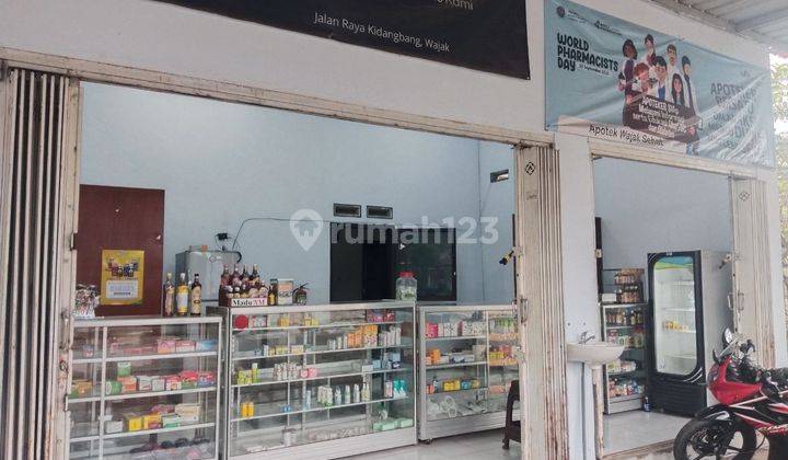 Rumah Usaha Beserta Apotik Pinggir Jalan Wajak Turen 2