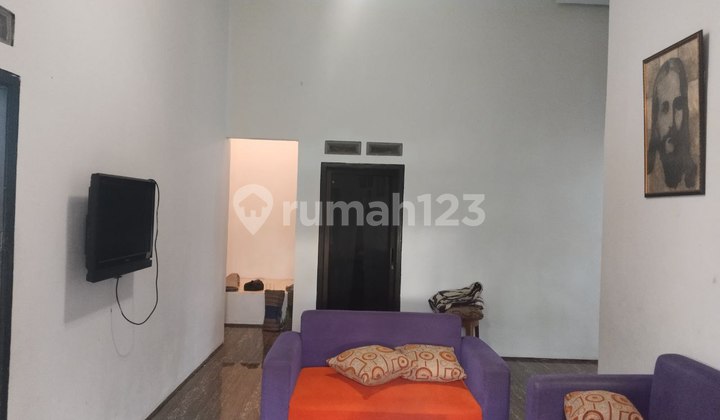 Rumah Usaha Beserta Apotik Pinggir Jalan Wajak Turen 5