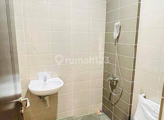 Tempat Tinggal Baru Semi Furnished Lingkungan Sejuk Nyaman 4