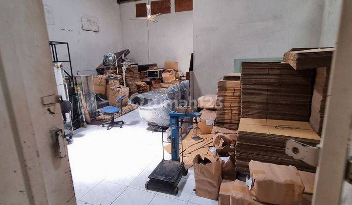 Gudang Strategis Akses Jalan Lebar Daerah Bunga bunga  2