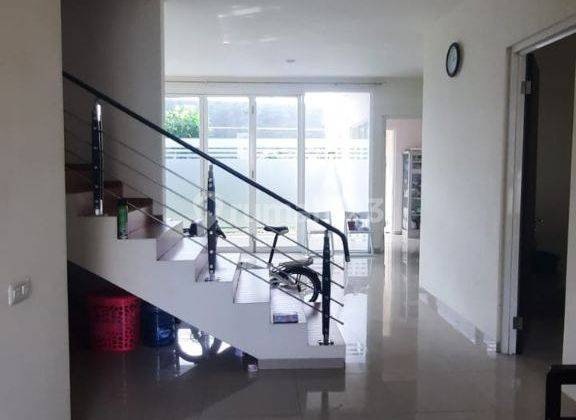Rumah Bagus Furnished di Lingkungan Aman Apple 8 Residence 2