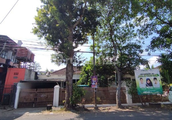 h015 Rumah Disewakan Kawasan Ijen Boulevard Pusat Kota Malang 