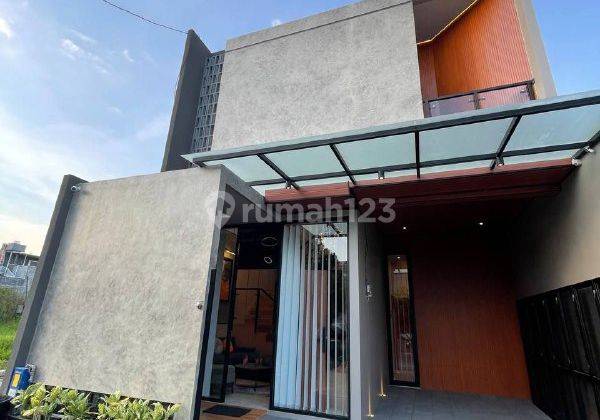 Y047 Rumah Baru Siap Huni Dengan Desain Industrial 2 Lantai Smart Home 1