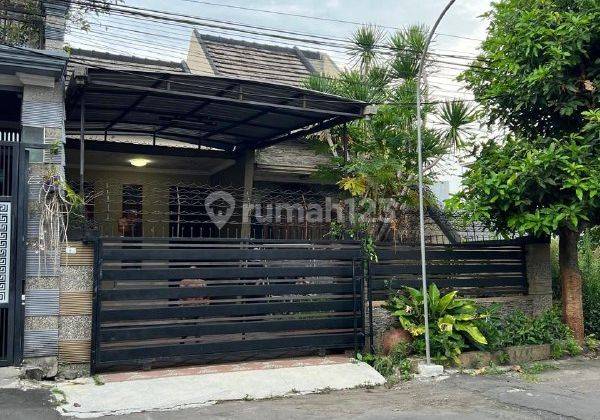 W035 Rumah 2 Lantai di Sukrno Hatta Kota Malang  2