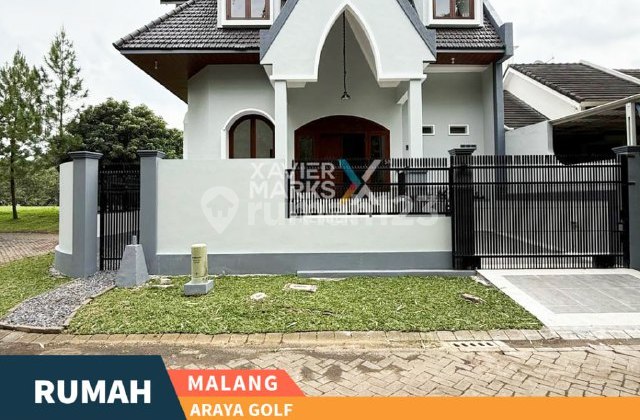 J16 Beautiful House Classic Theme in Golf Cluster, Kota Araya Malang