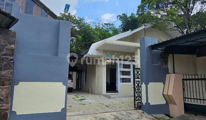 I58 Rumah Dijual Full Furnished Dekat Area Wisata Batu