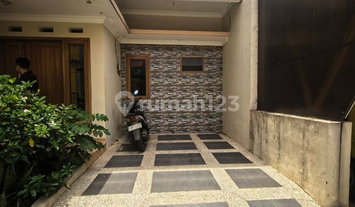 I42 Beautiful Minimalist House for Sale Near Malang Campus Area 2
