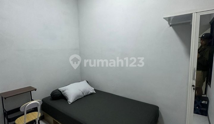 H51 Boarding House Strategic Location Near Sukarno Hatta and Campus Area 2