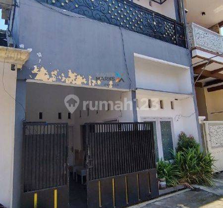 X045 Rumah Exclusive Strategis Selangkah Ke Jalan Poros Pakis Malang 2