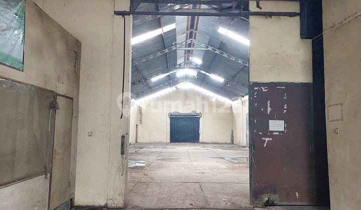 For Rent: Warehouse Suitable for Distributors / Expeditions For Rent: Warehouse Suitable for Distributors / Expeditions