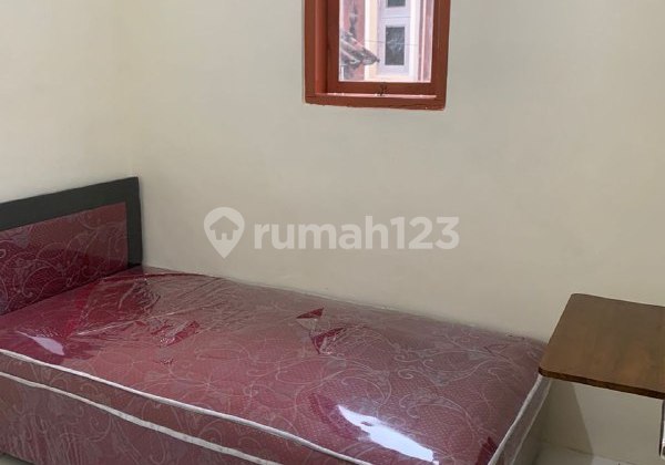 i086 Rumah Kost Harga Dibawah Pasaran ! Dekat Area Kampus 