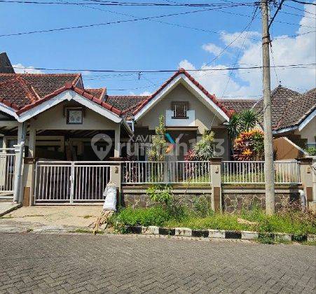 W007 Disewakan Murah , Full Furnished Rumah di Lembah Dieng, Malang  2