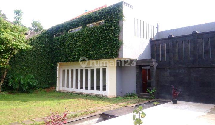 Luxurious, Modern and Quite House for Expatriat and Ambassador in Senayan Area "The Price Can Be Negotiable" 1