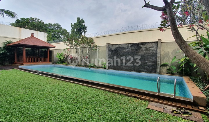 House for rent in Pejaten area "Price Can Be Negotiable" 2