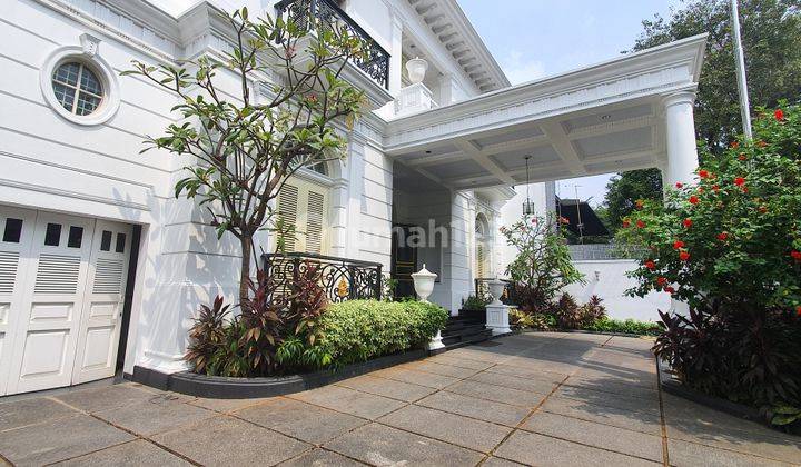 Luxurious House for Embassy in Senopati 1