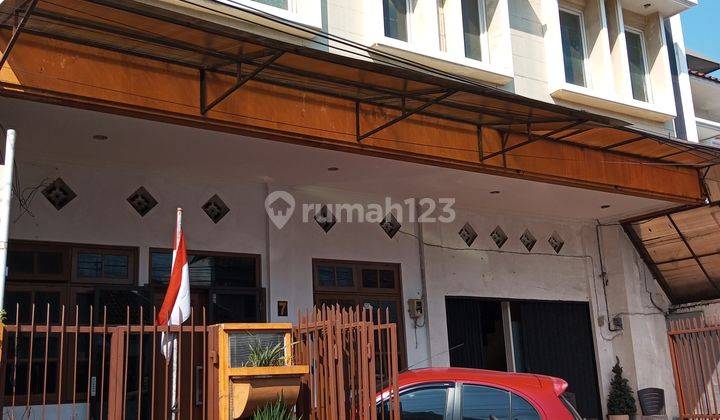 Dijual Rumah di Jl Saidan 1