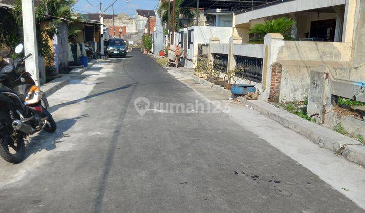 Rumah di Pusponjolo Timur SHM Butuh Renovasi Hadap Utara 2