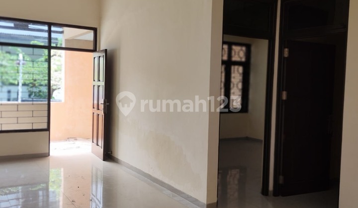 Rumah Bagus Siap Huni Startegis di Tanah Mas 1