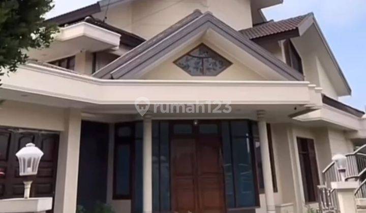 Rumah Mewah Luas Siap Pakai di Bukit Sari 1