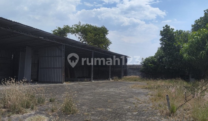 Strategic Land Ready to Use on the Edge of Padi Raya Main Road 1