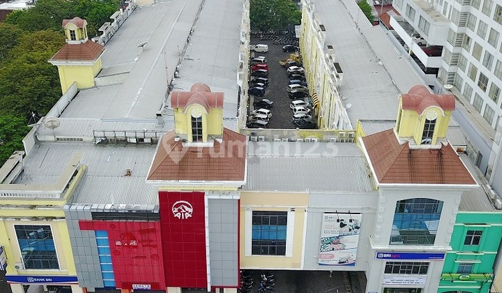 3-Story Exclusive Ruko Ready for Business on MT Haryono 1