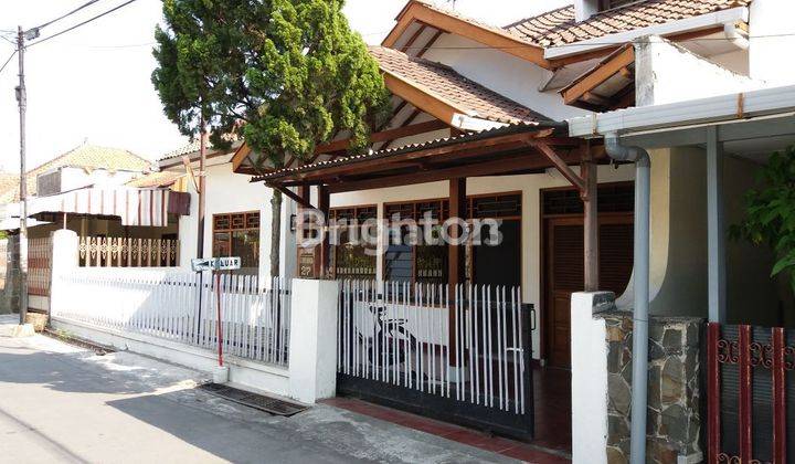 RUMAH ISTIMEWA DI PERUMAHAN SONGGOLANGIT DEKAT LUWES GENTAN 2