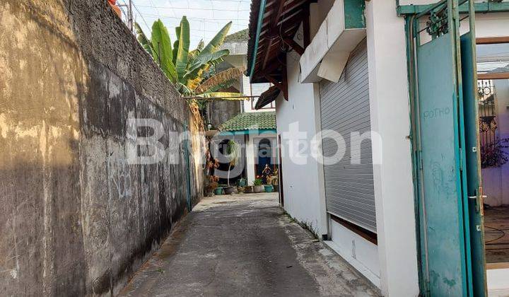 TEMPAT USAHA, BENTUK HOOK DAERAH ADI SUMARMO COLOMADU 2