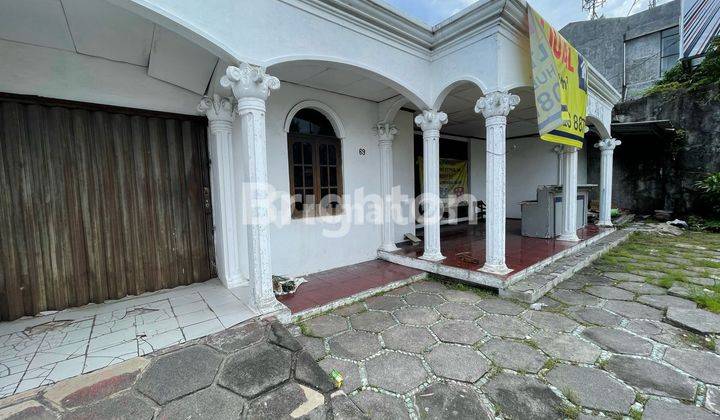 RUMAH DI KOTA BARAT SURAKARTA COCOK UNTUK USAHA 1