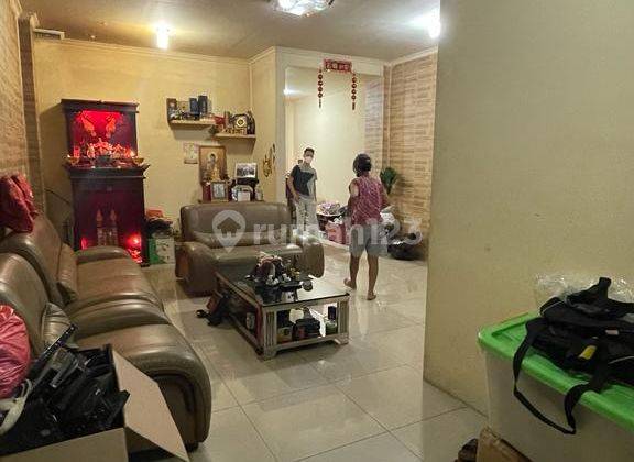 Rumah Bagus Cengkareng Indah 2 lantai ada carport 2